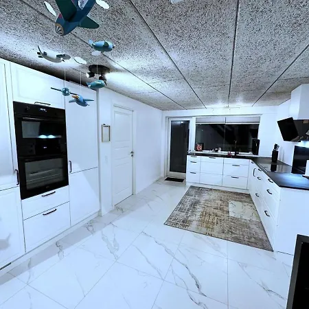 빌라 Cozy Coastal In *