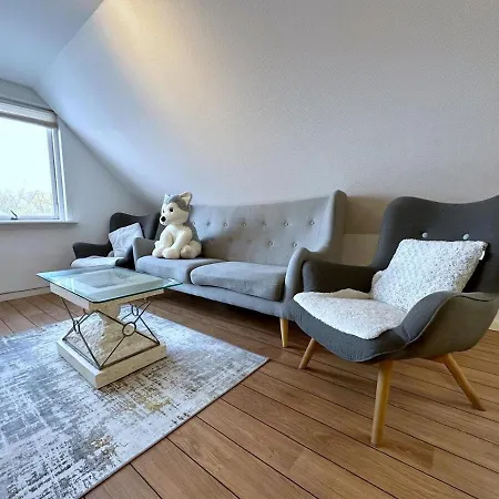 Cozy Coastal In Egernsund